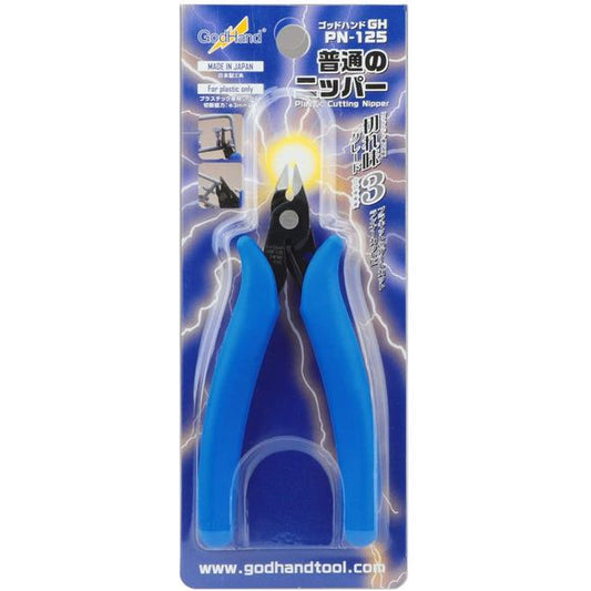 GodHand's entry level nipper is now available!  This highly durable, double-edged nipper is easy for beginners to use.  Blade shape and nipper design emphasizes ease of use, moderate sharpness and high durability.  As with all nippers from GodHand, it is recommended to make your cuts with the center of the blade. To not twist the nippers while cutting or releasing after the cut and to not cut plastic that is thicker than 3mm.