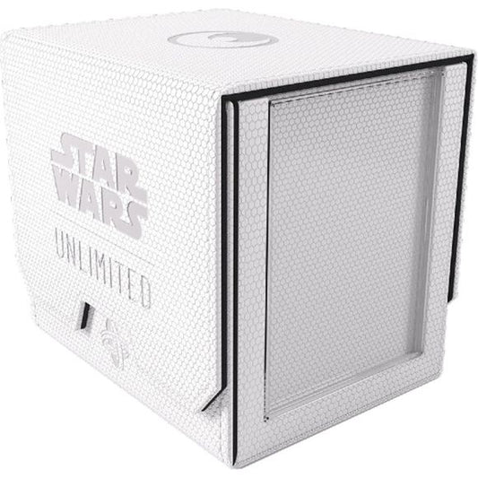 The Deck Pod, an officially licensed premium deck box, is specifically designed for the needs of Star Wars™: Unlimited players. UNIQUE FEATURE: The Deck Pod includes a Slide Card Case with additional UV protection for keeping the leader card. Due to the innovative placement of that card, the stored deck can be easily identified without opening the box. The Slide Card Case can also be detached and used during gameplay.

The Deck Pod is perfectly sized to hold a full deck of 60 double-sleeved cards. In additi