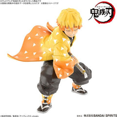 This dynamically posed figure model kit of Zenitsu Agatsuma from "Demon Slayer: Kimetsu no Yaiba" is easy to assemble, even for beginning modelers! It uses pad printing and pre-painted parts to achieve both ease of assembly and high quality. Glue is not needed, so anyone can assemble this kit with ease; pre-painted parts for the pattern and color of his haori and leg ties are included, so you can get a great result just by assembling the kit. The only tool you'll need is a set of nippers! The eyes and eyebr