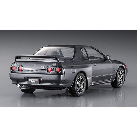 Hasegawa Nissan Skyline GT-R NISMO (BNR32) 1/24 Scale Model Kit | Galactic Toys & Collectibles