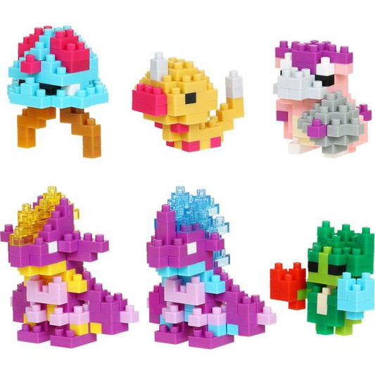 This lineup of Mini Nano "Pokemon" figures brings us miniature Nanoblock figures of six different poison-type Pokemon!  Includes 1 at random.

[Lineup]:

Roselia
Slowbro (Galar version)
Weedle
Stringer (low key)
Stringer (high key)
Tentacool