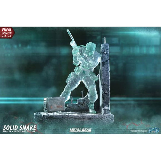 This statue has no edition number, and was a replacement and is in new and unopened condition. 

First 4 Figures is proud to present the highly anticipated Metal Gear Solid - Solid Snake Stealth Camouflage Edition statue.

With the real name of David, Solid Snake was a former spy, special ops solider, and mercenary. Being fluent in six languages and possessing an IQ of 180, Solid Snake was known as "the Man Who Makes the Impossible Possible". He became a living legend among the military black ops because of