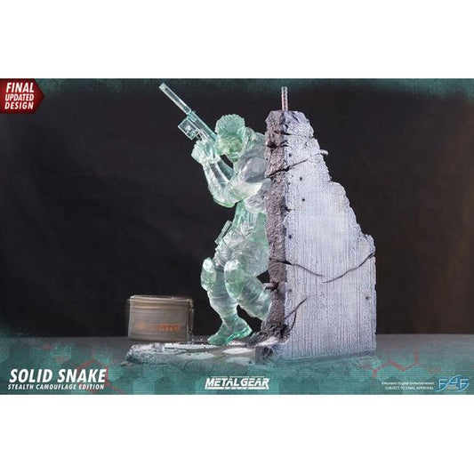 First 4 Figures Metal Gear Solid Snake Stealth Camouflage Edition 17.5" Resin Statue